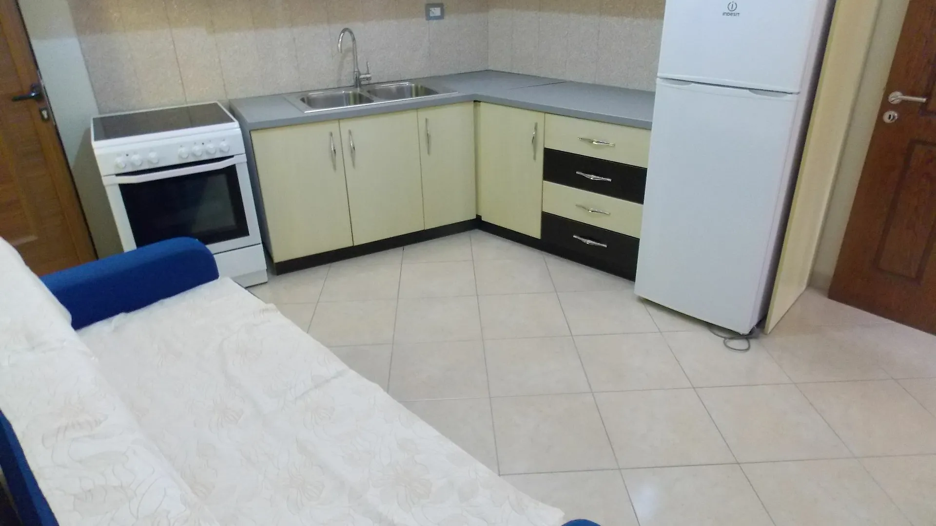 Unico Aparthotel Σαράντα