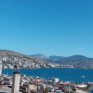 Vjollca's Saranda