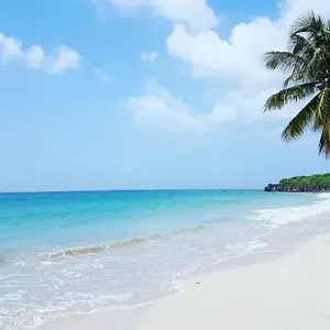  Appartement - Les Pieds Dans L'eau A 50m De La Plage, Cote Caraibe - Domaine De L'anse Caritan - - Martinique
