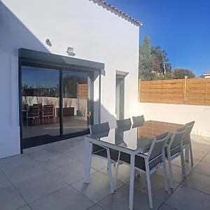 Hébergement de vacances La Parenthese Maison T3 Au Calme Avec Parking Gratuit France