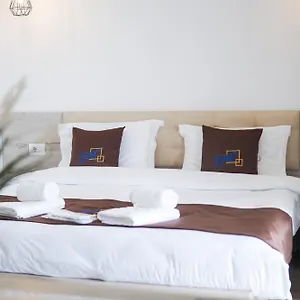 Ξενοδοχείο Relax Mea
