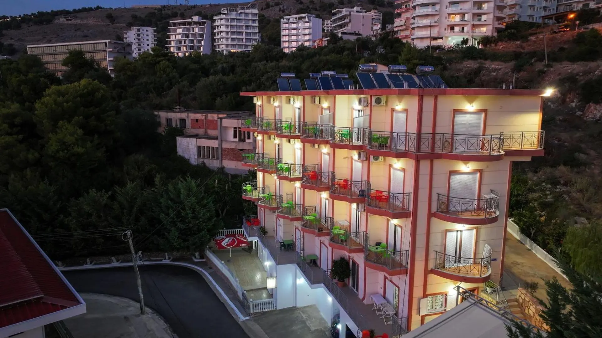 Unico Aparthotel Sarandë