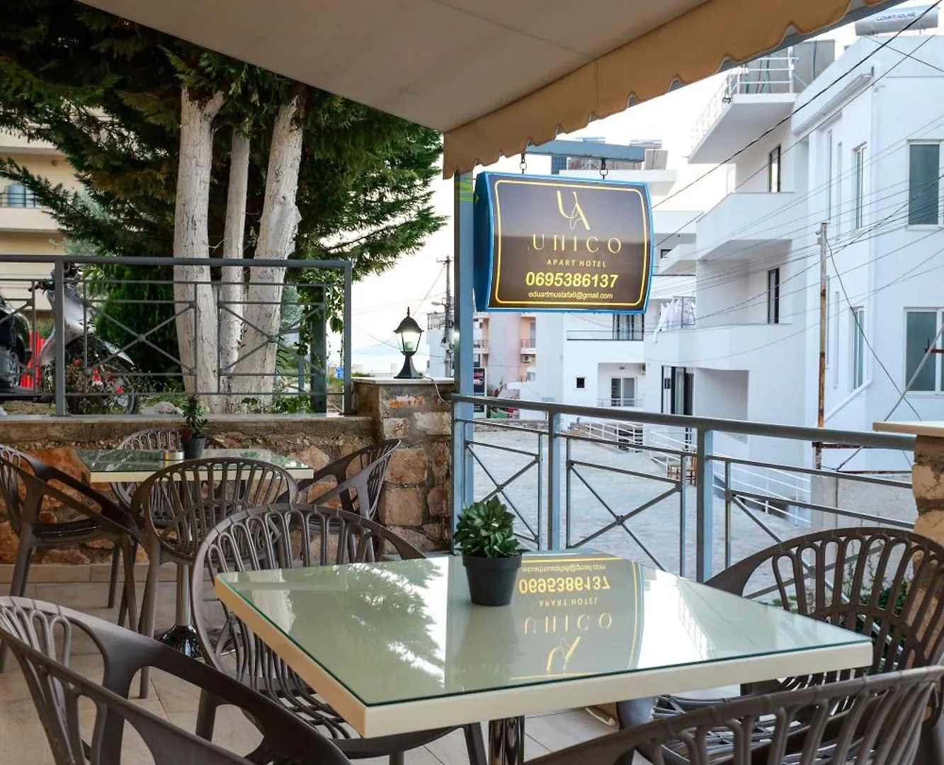 Unico Aparthotel Sarandë 3*,  Albanien