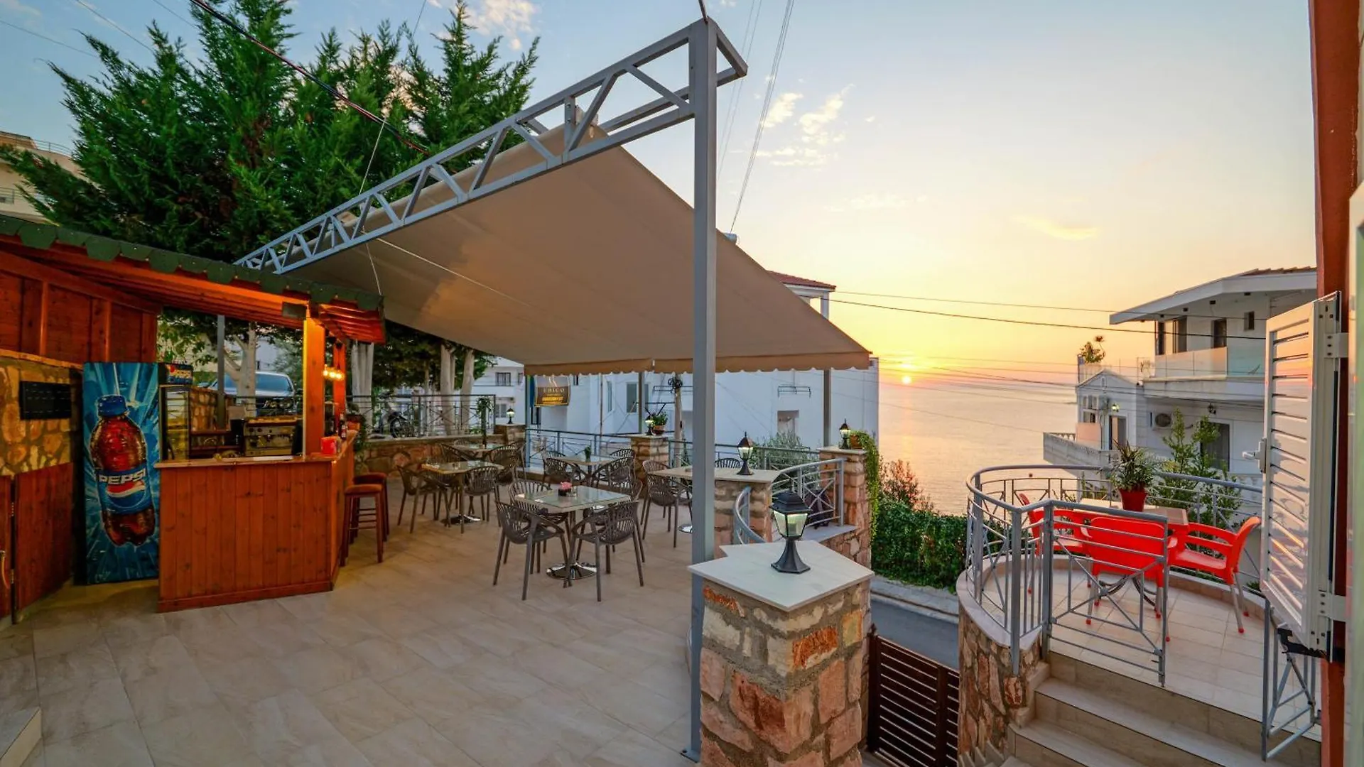 Unico Aparthotel Sarandë Apartamento
