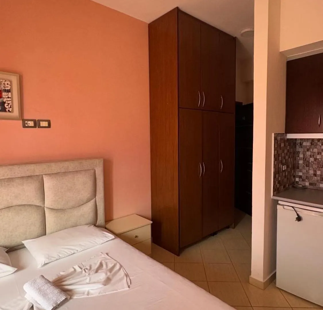Unico Aparthotel Sarandë